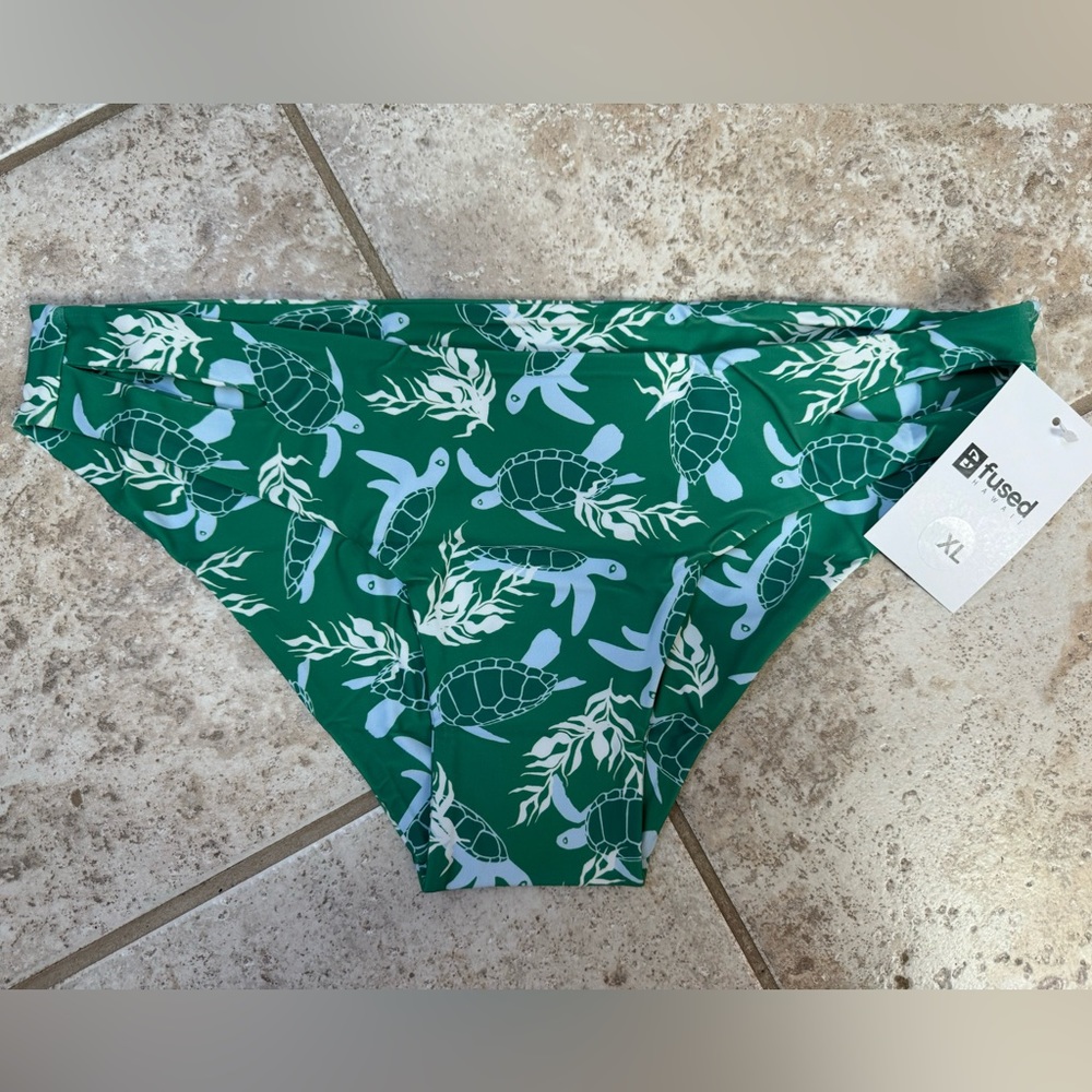 Brand New w/ tags Fused Hawaii “a honu green world” Hamoa bikini bottom - XL